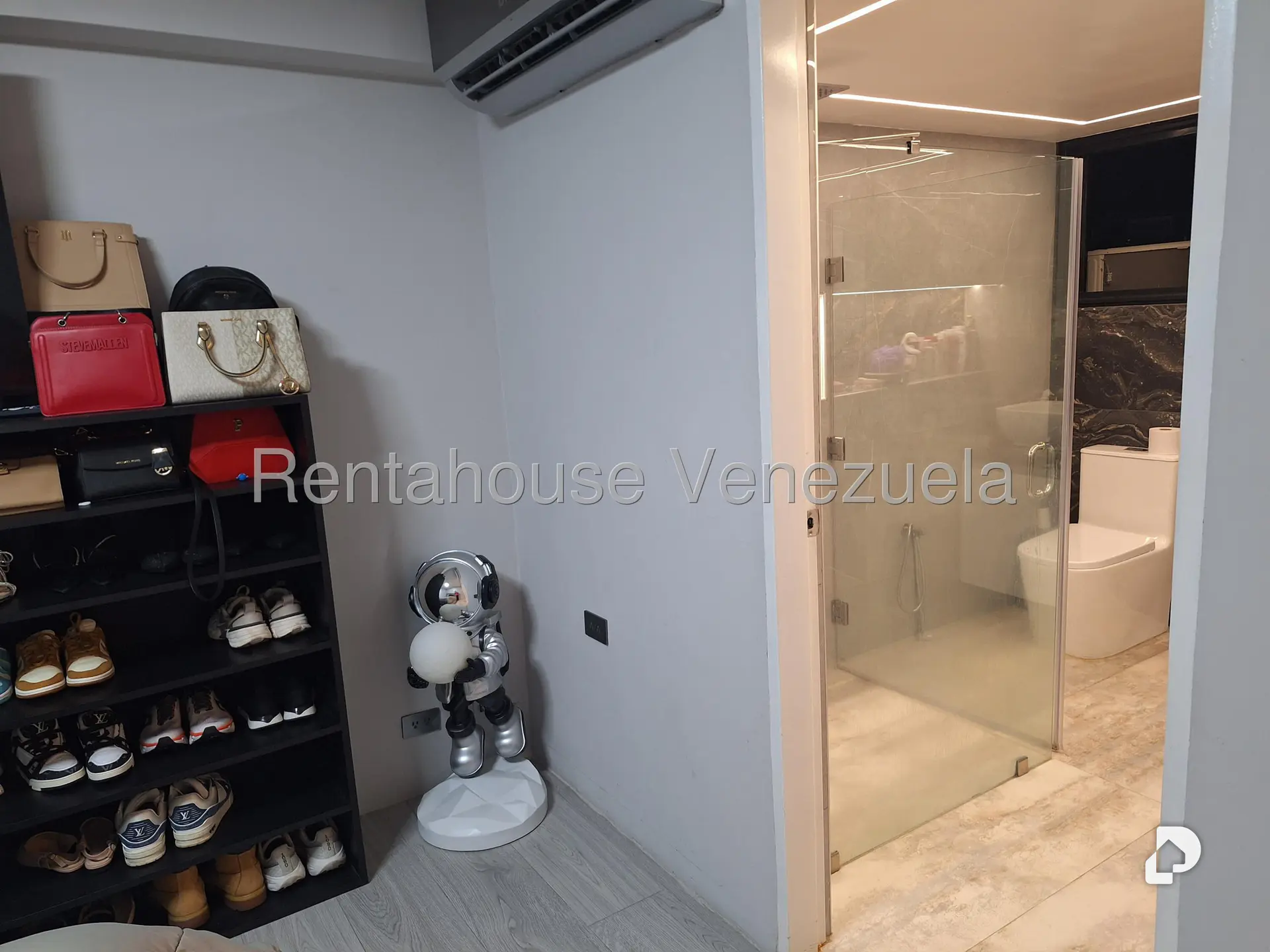 Apartamento en Terrazas del Ávila, Caracas – 27