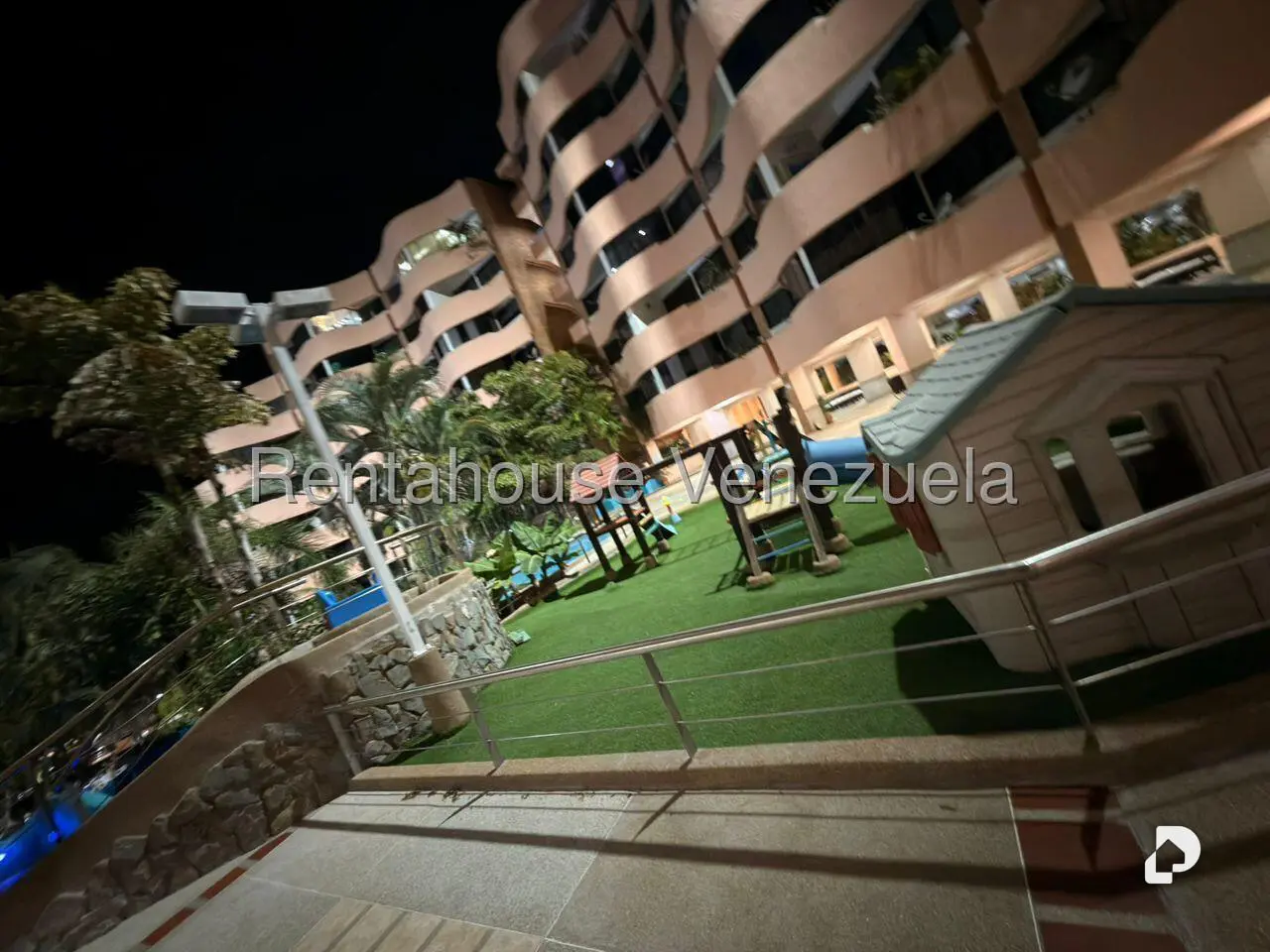 Apartamento en Puerto Encantado, Higuerote – 2