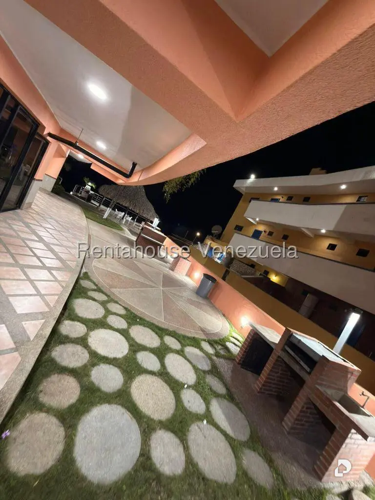 Apartamento en Puerto Encantado, Higuerote – 8