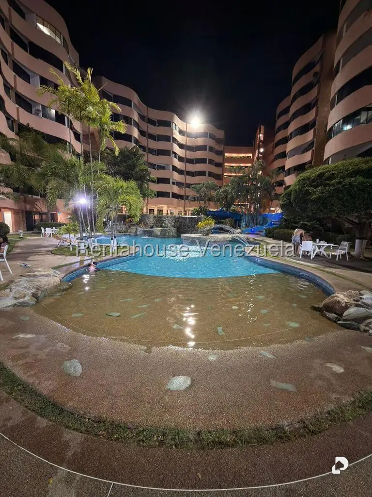 Apartamento en Puerto Encantado, Higuerote – 1