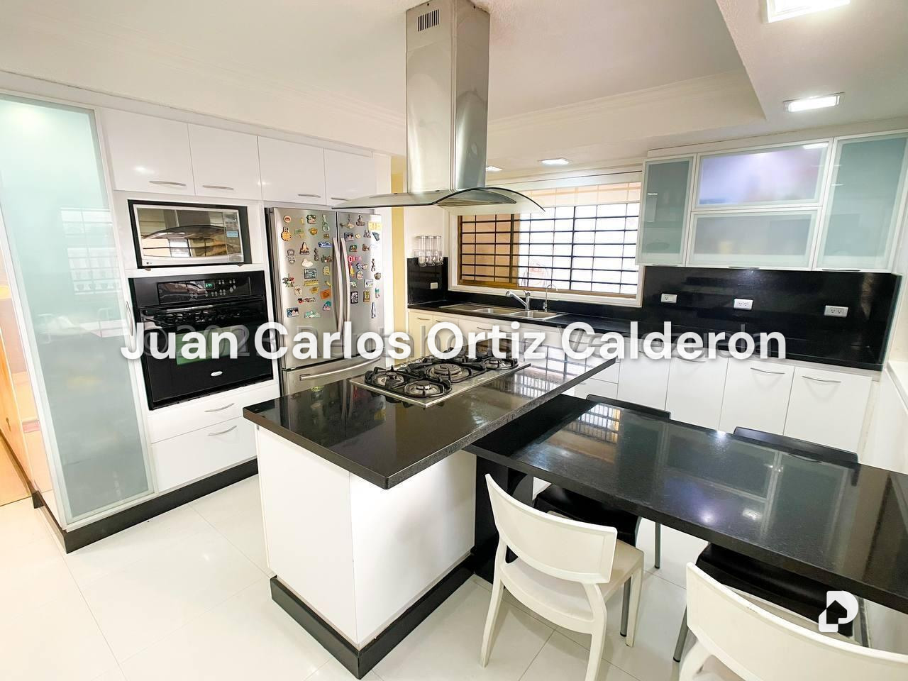 Casa en La Trinidad, Caracas – 25