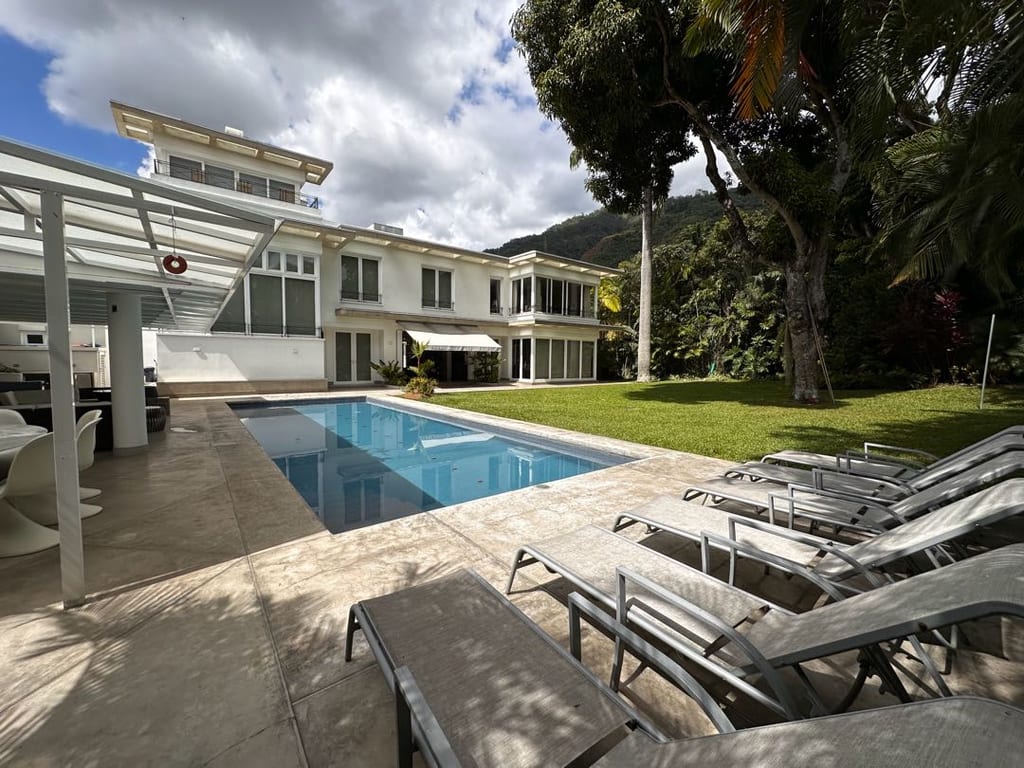 Casa en Country Club, Caracas - 1