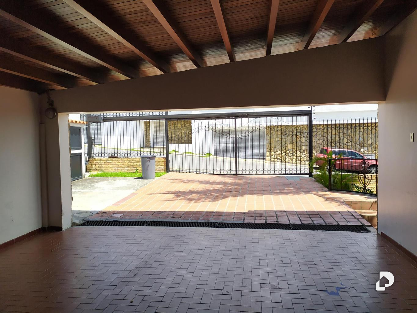 Casa en La Lagunita Country Club, Caracas – 16