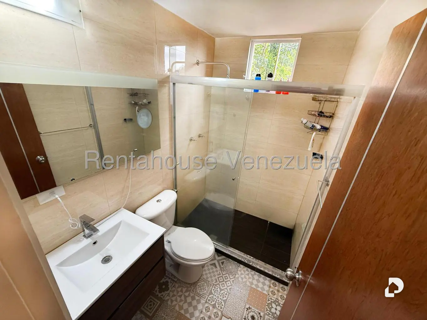 Apartamento en Colinas de La Tahona, Caracas