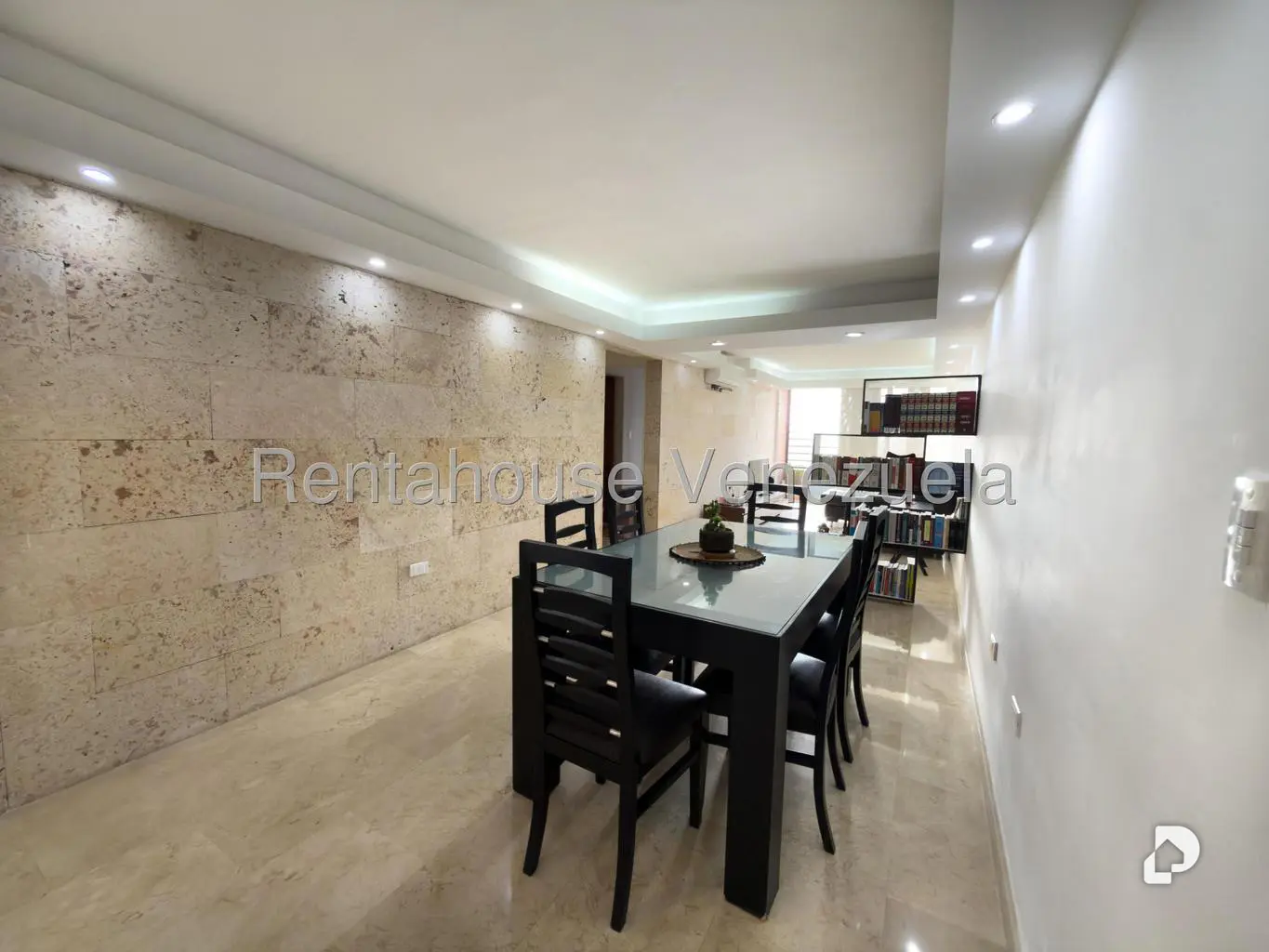 Apartamento en Colinas de La Tahona, Caracas