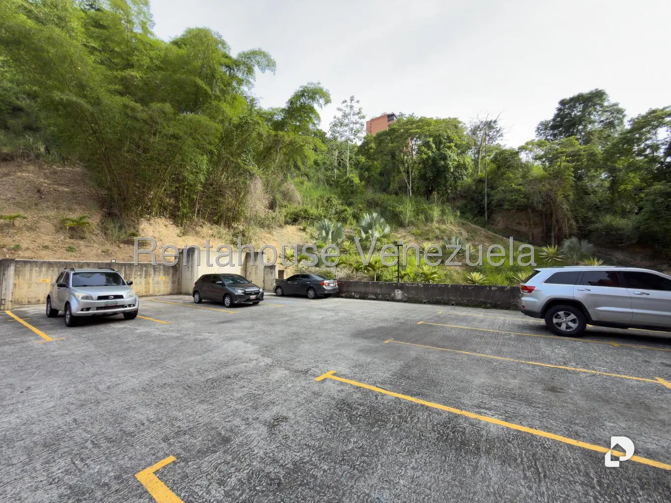 Apartamento en Colinas de La Tahona, Caracas