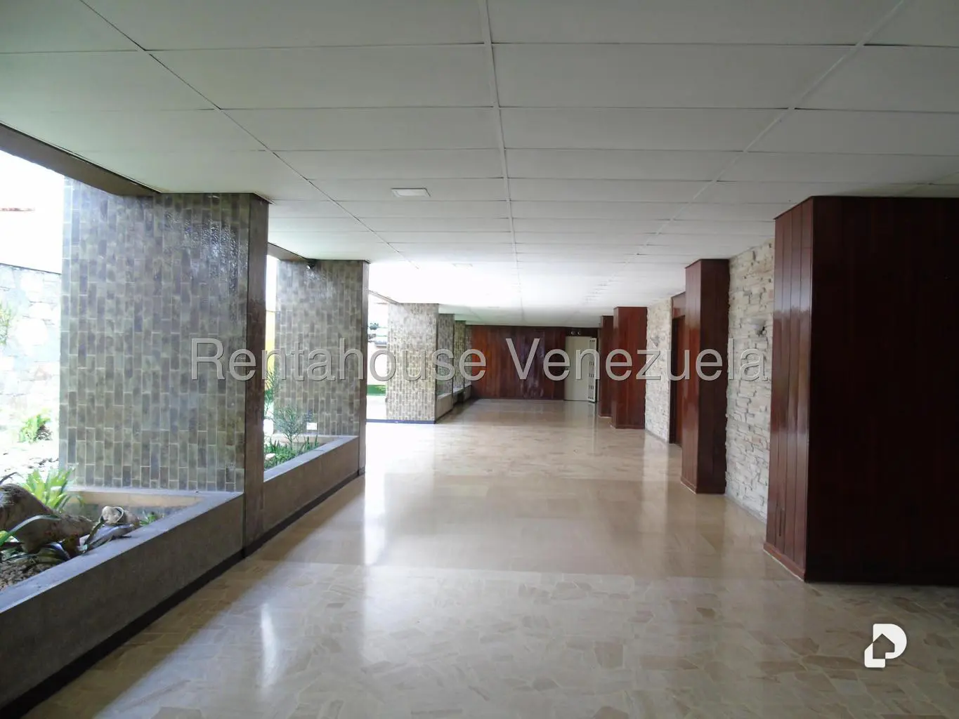 Apartamento en Los Palos Grandes, Caracas – 4