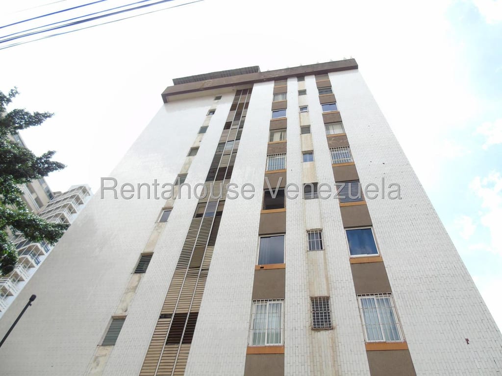 Apartamento en Los Palos Grandes, Caracas - 1