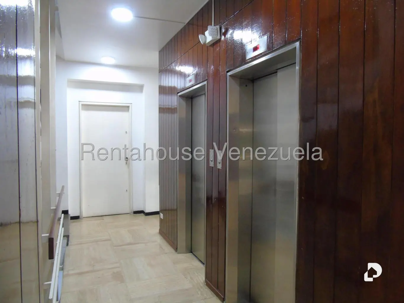 Apartamento en Los Palos Grandes, Caracas – 5