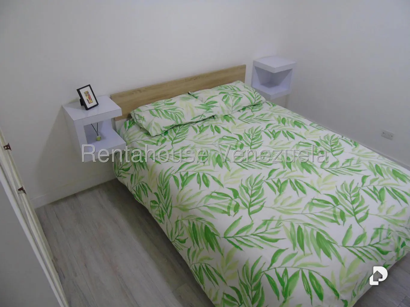 Apartamento en Los Palos Grandes, Caracas – 22