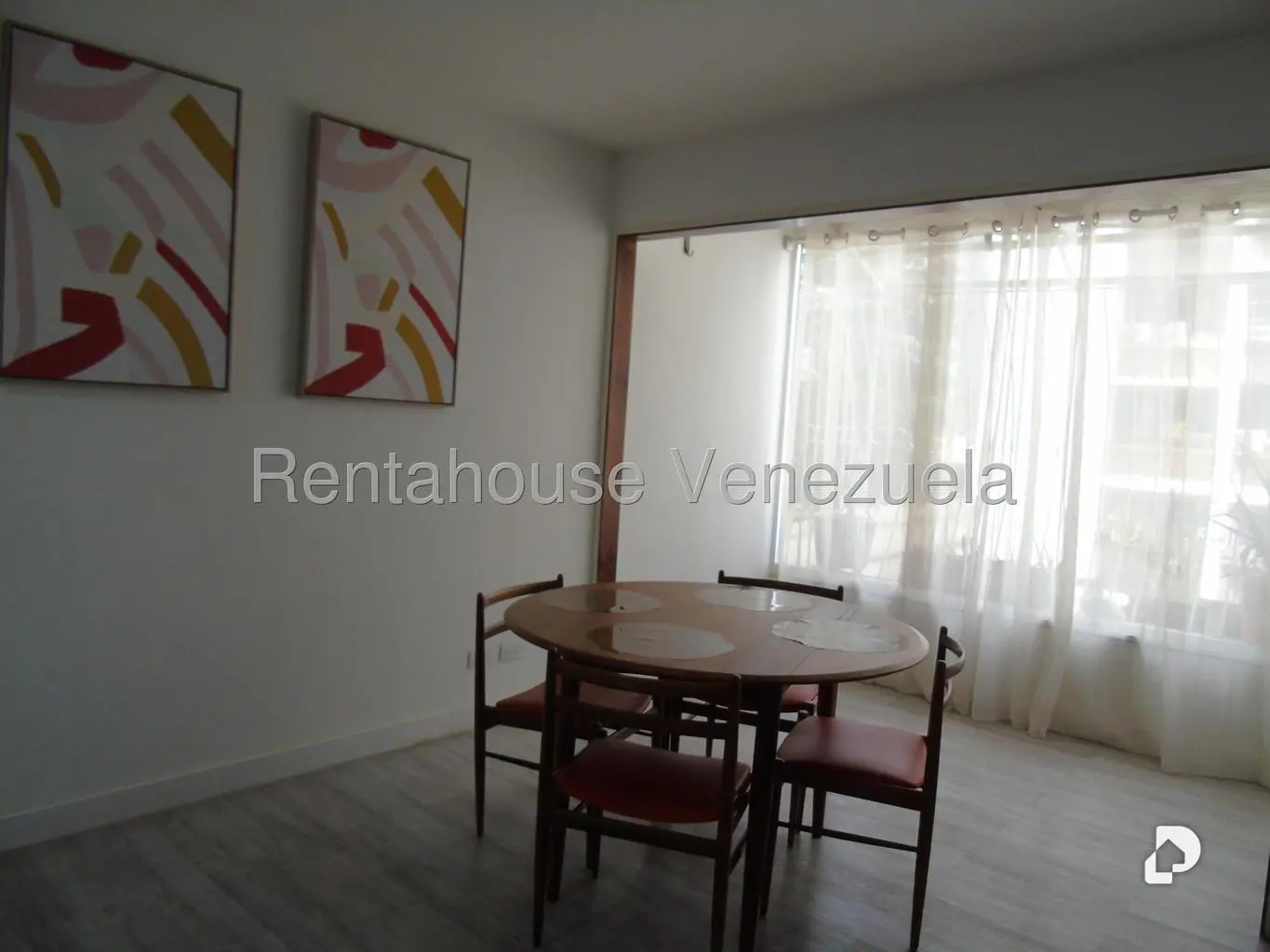 Apartamento en Los Palos Grandes, Caracas – 8