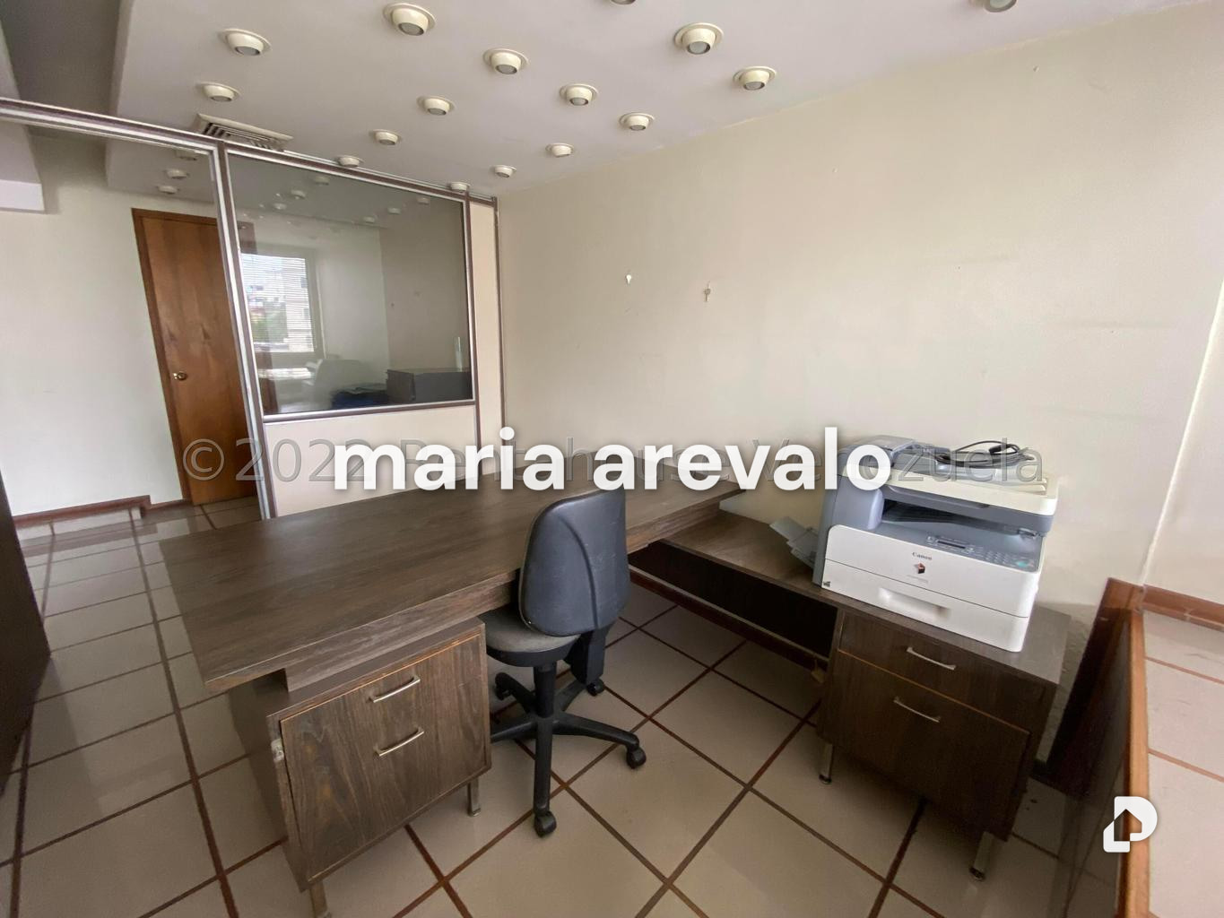 Office in El Marqués, Caracas – 14