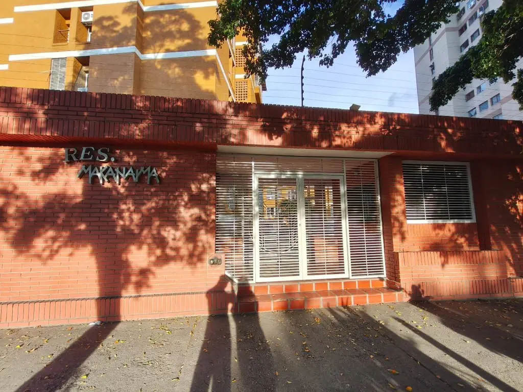 Apartamento en Urbanización Los Cardones, Barquisimeto - 1