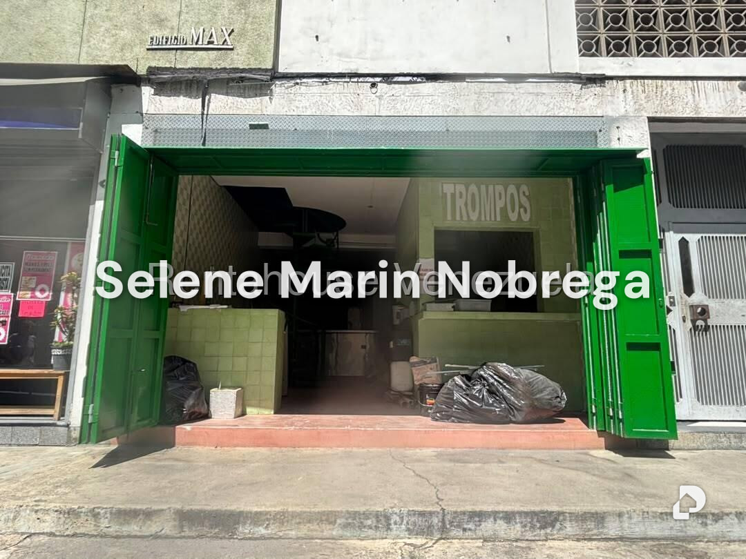 Local comercial en Parroquia La Candelaria, Caracas – 9