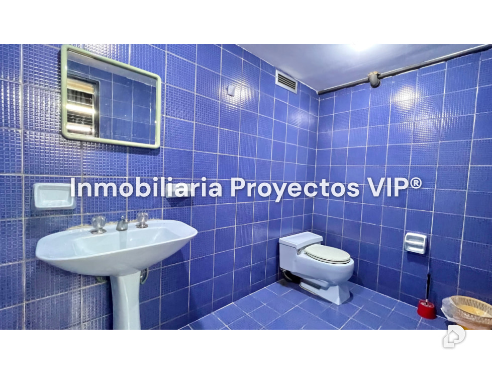 Local comercial en Los Cortijos de Lourdes, Caracas – 12