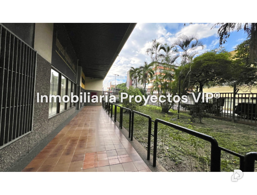 Local comercial en Los Cortijos de Lourdes, Caracas – 2
