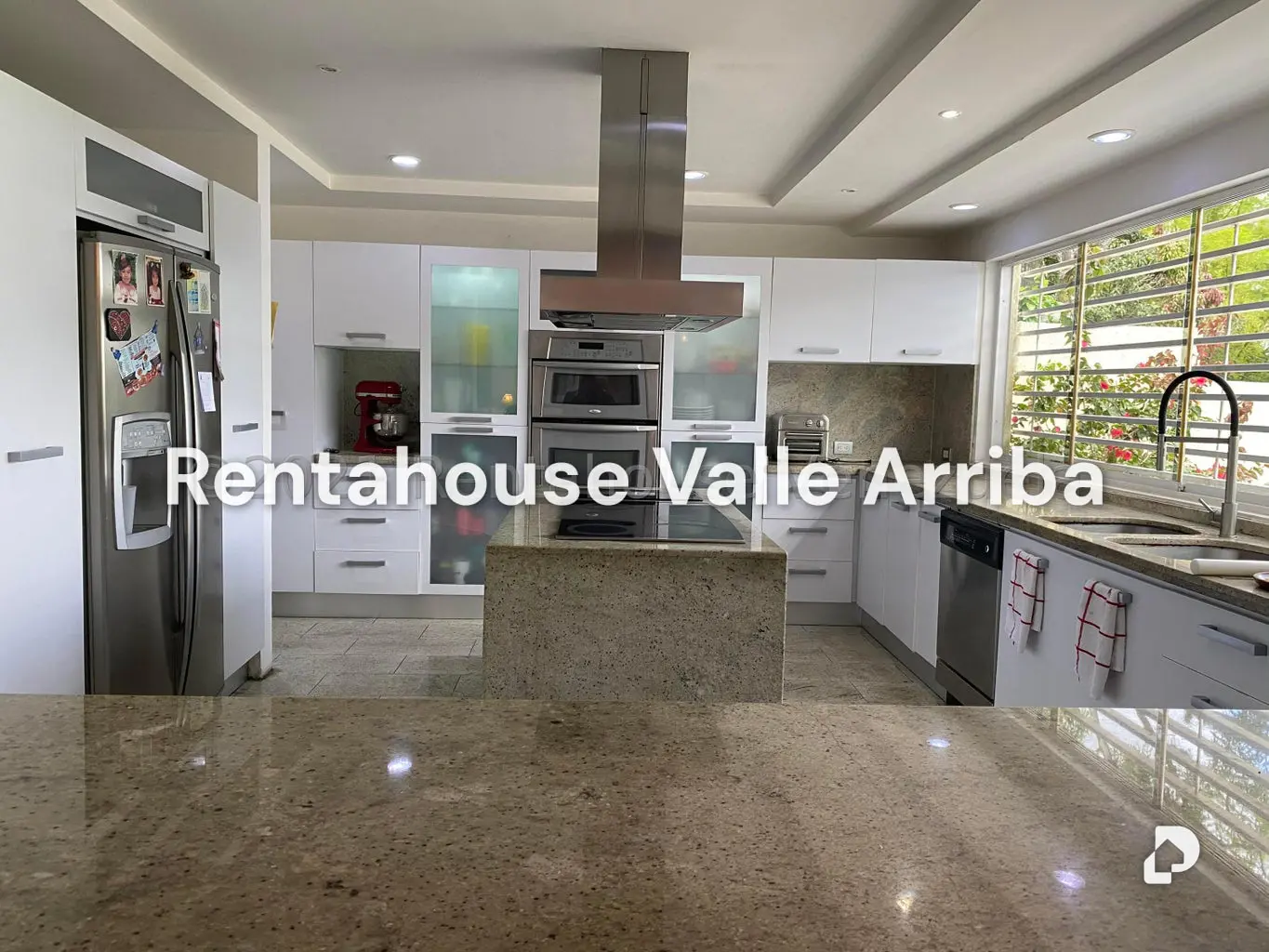 Casa en Oripoto, Caracas – 14
