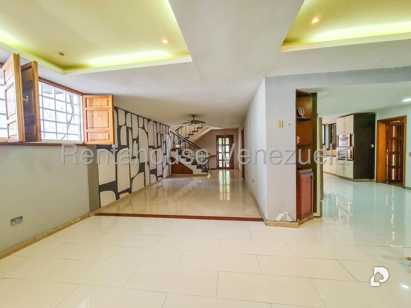 Casa en Cumbres de Curumo, Caracas – 19