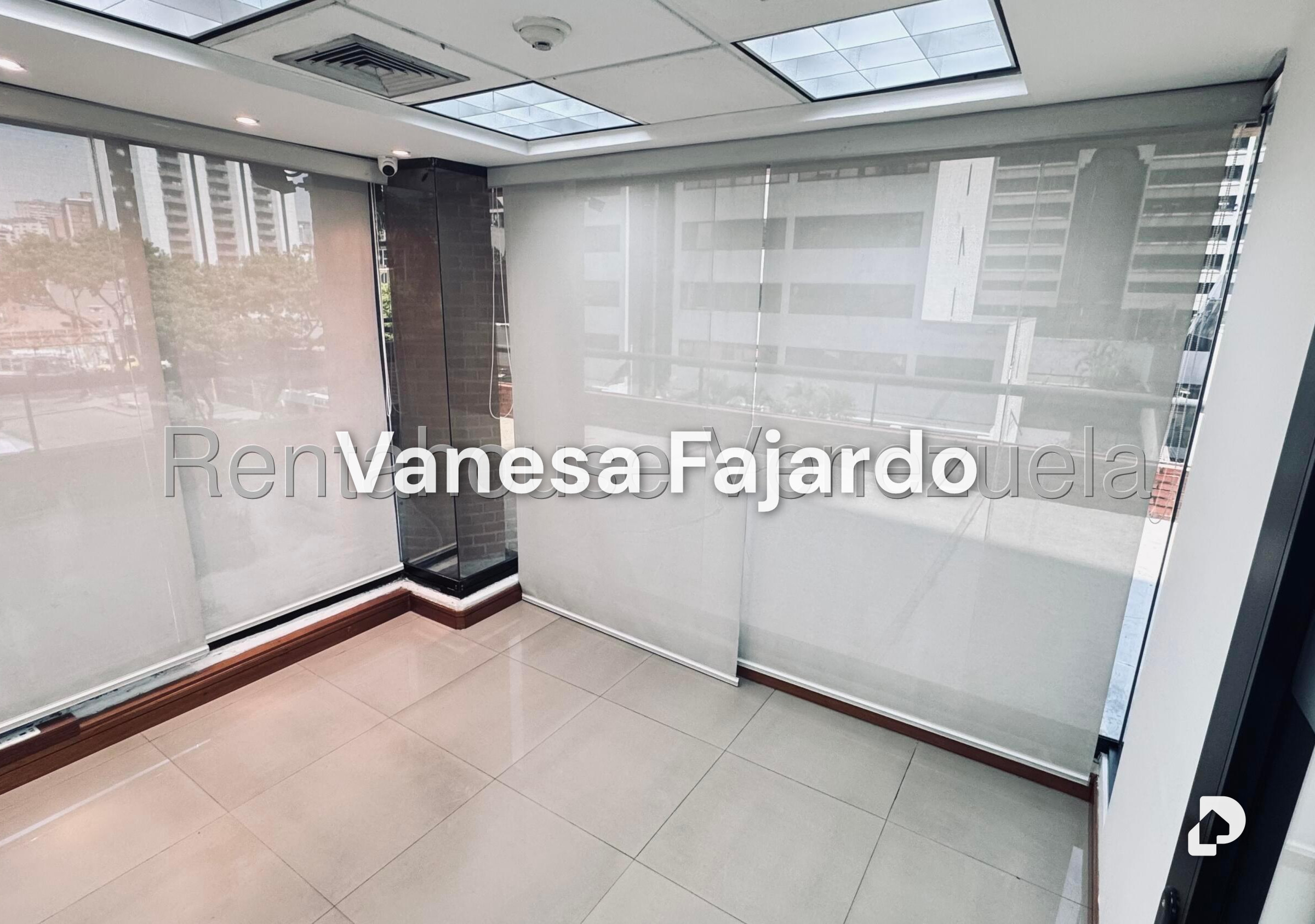 Office in El Rosal, Caracas – 13