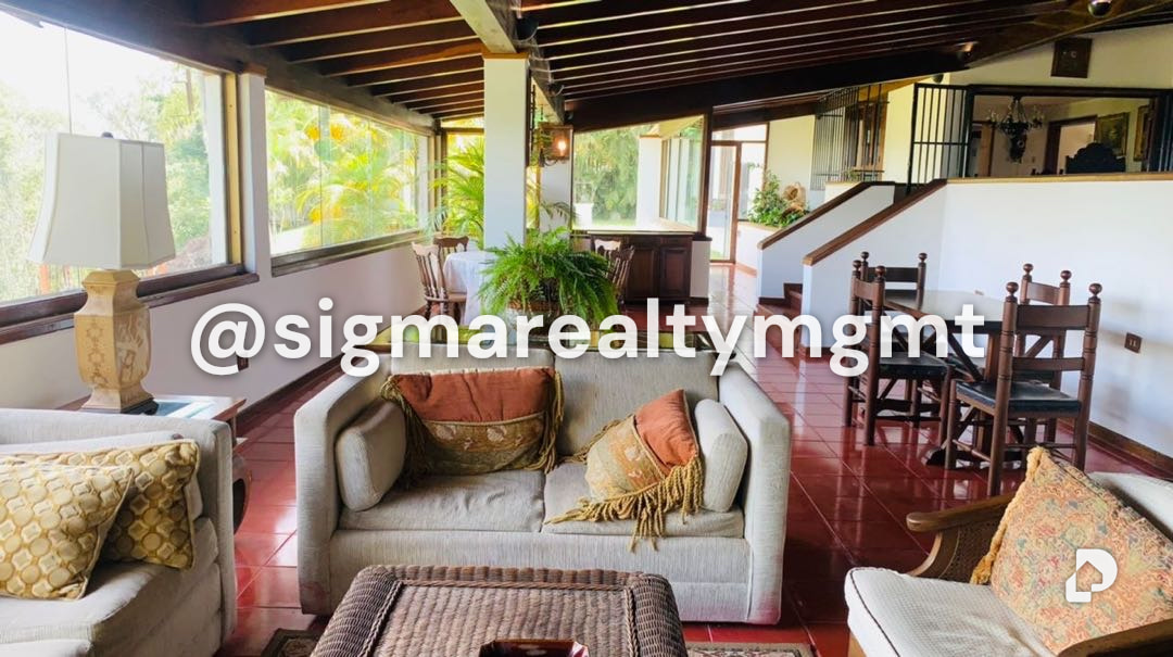Casa en Alto Hatillo, Caracas – 16