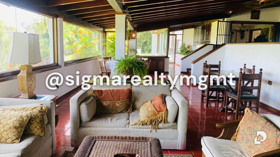 Casa en Alto Hatillo, Caracas – 14