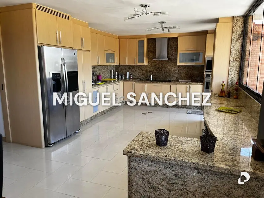 Casa en Alto Hatillo, Caracas – 9