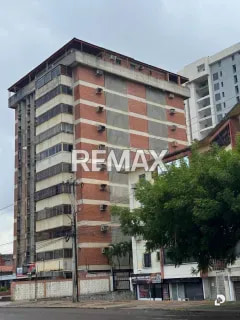 Apartamento en Sector Delicias, Maracaibo – 28