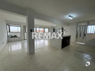 Apartamento en Sector Delicias, Maracaibo – 32