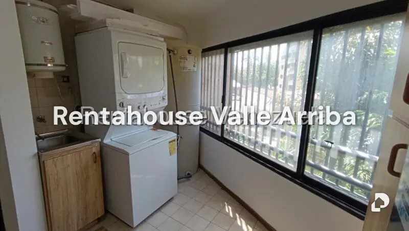 Apartamento en Altamira, Caracas – 12