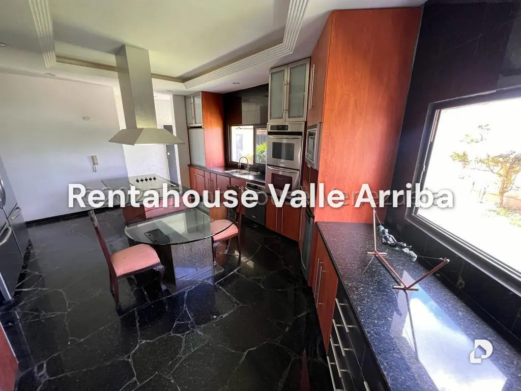 House in Loma Linda, Caracas – 21