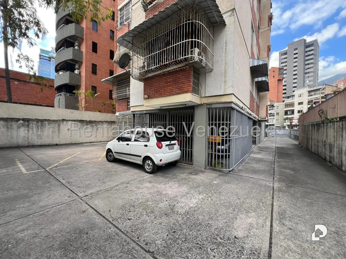 Apartamento en Bello Monte, Caracas – 1