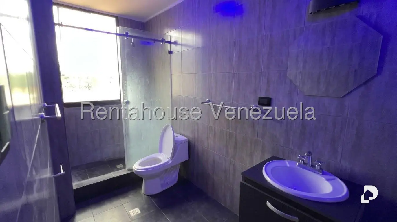 Apartamento en Bello Monte, Caracas – 10