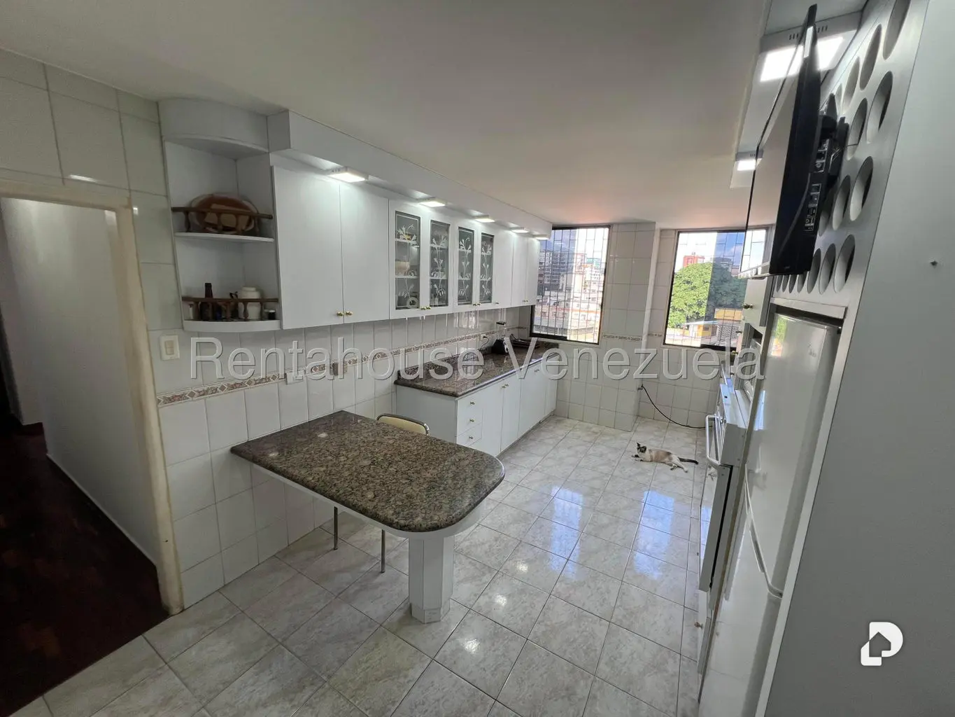 Apartamento en Bello Monte, Caracas – 16
