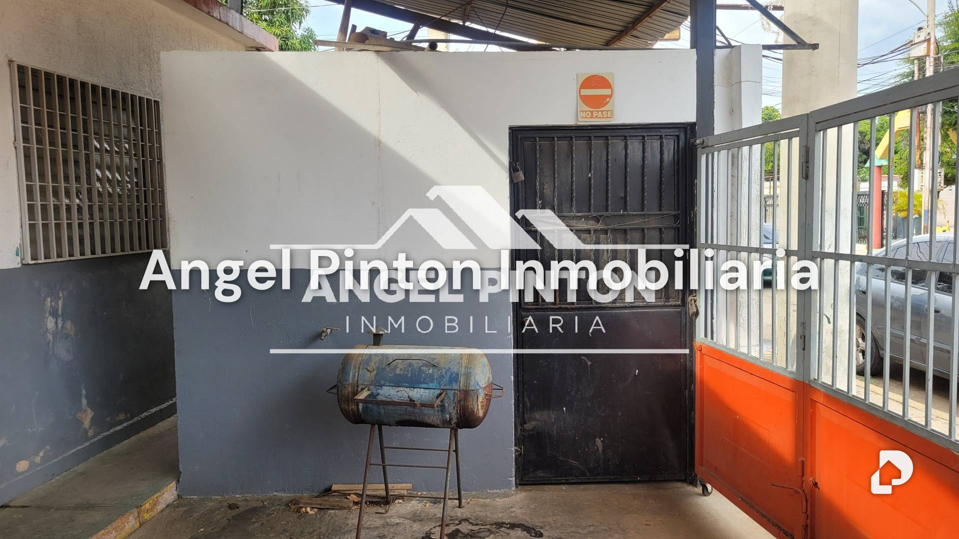 Local comercial en Avenida Cecilio Acosta, Maracaibo – 10