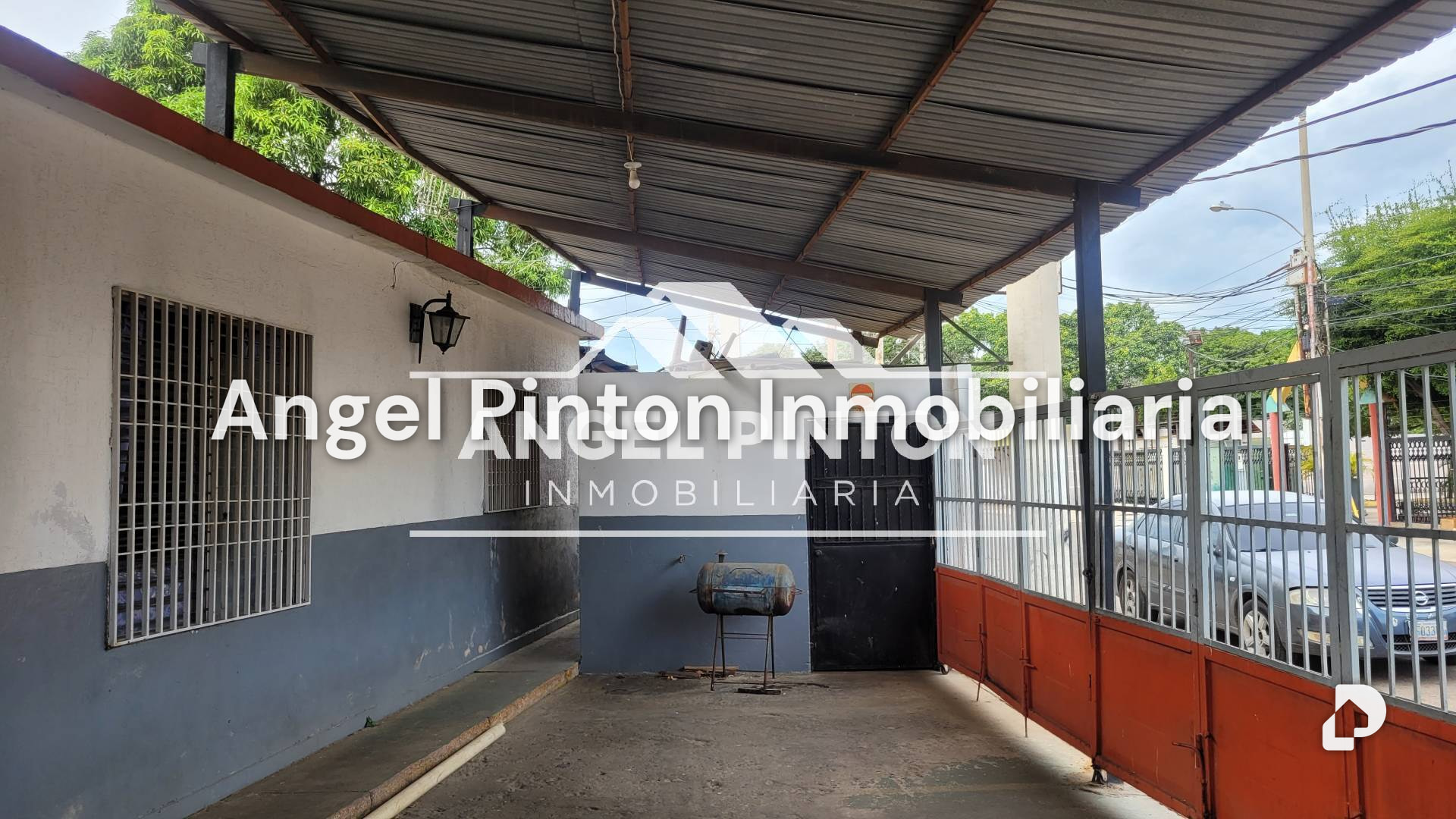Local comercial en Avenida Cecilio Acosta, Maracaibo – 4