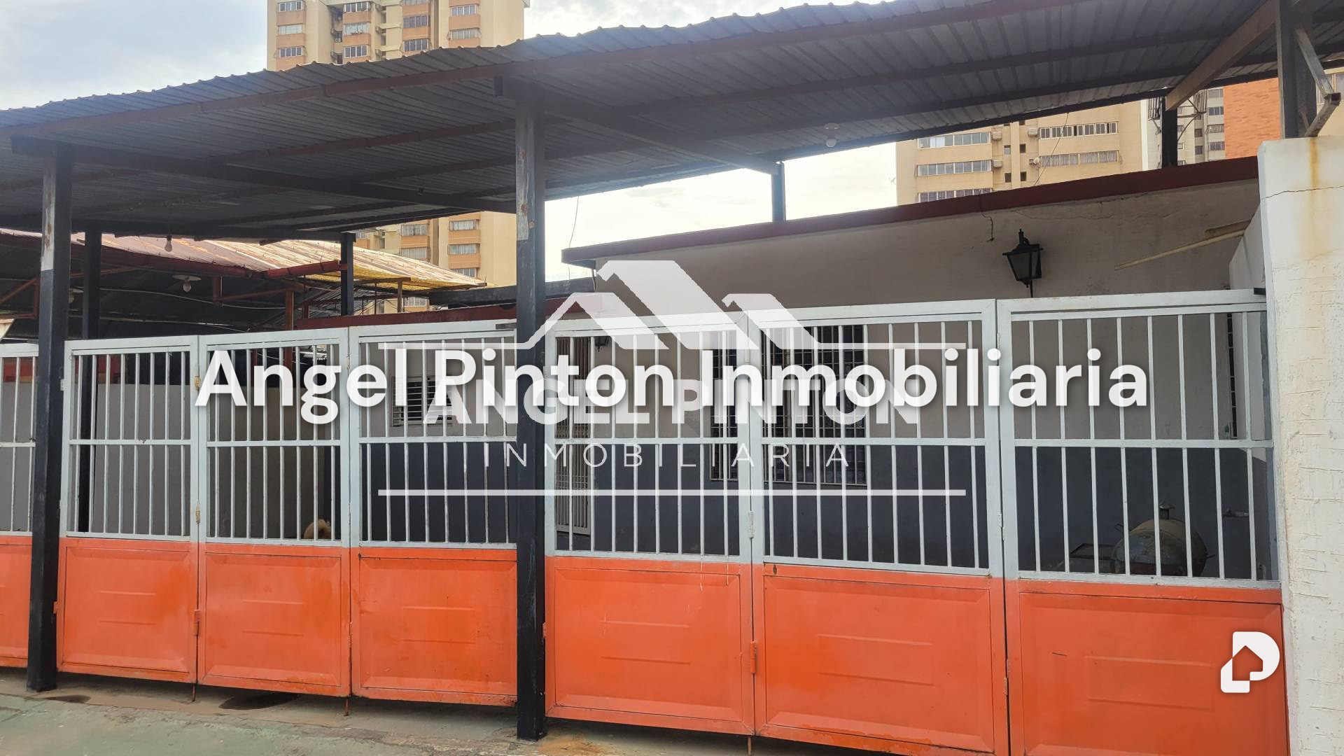 Local comercial en Avenida Cecilio Acosta, Maracaibo – 3
