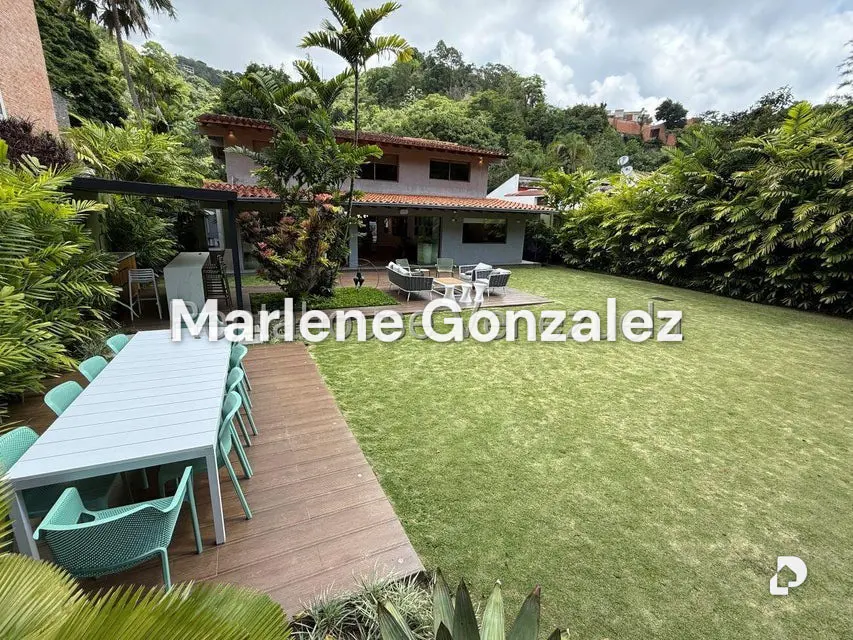 Casa en Colinas de Tamanaco, Caracas – 15