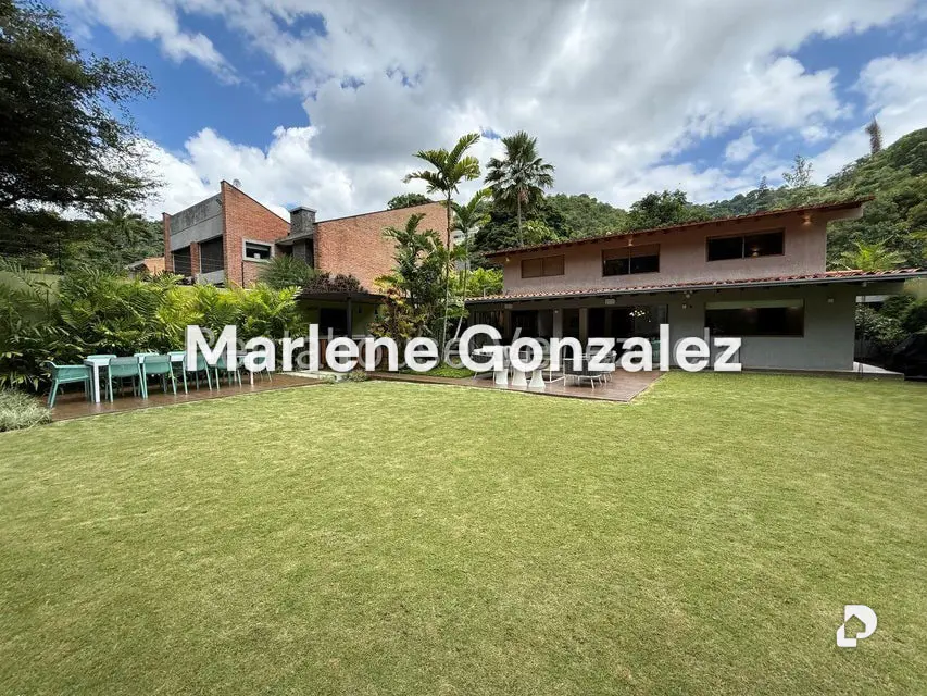 Casa en Colinas de Tamanaco, Caracas – 2