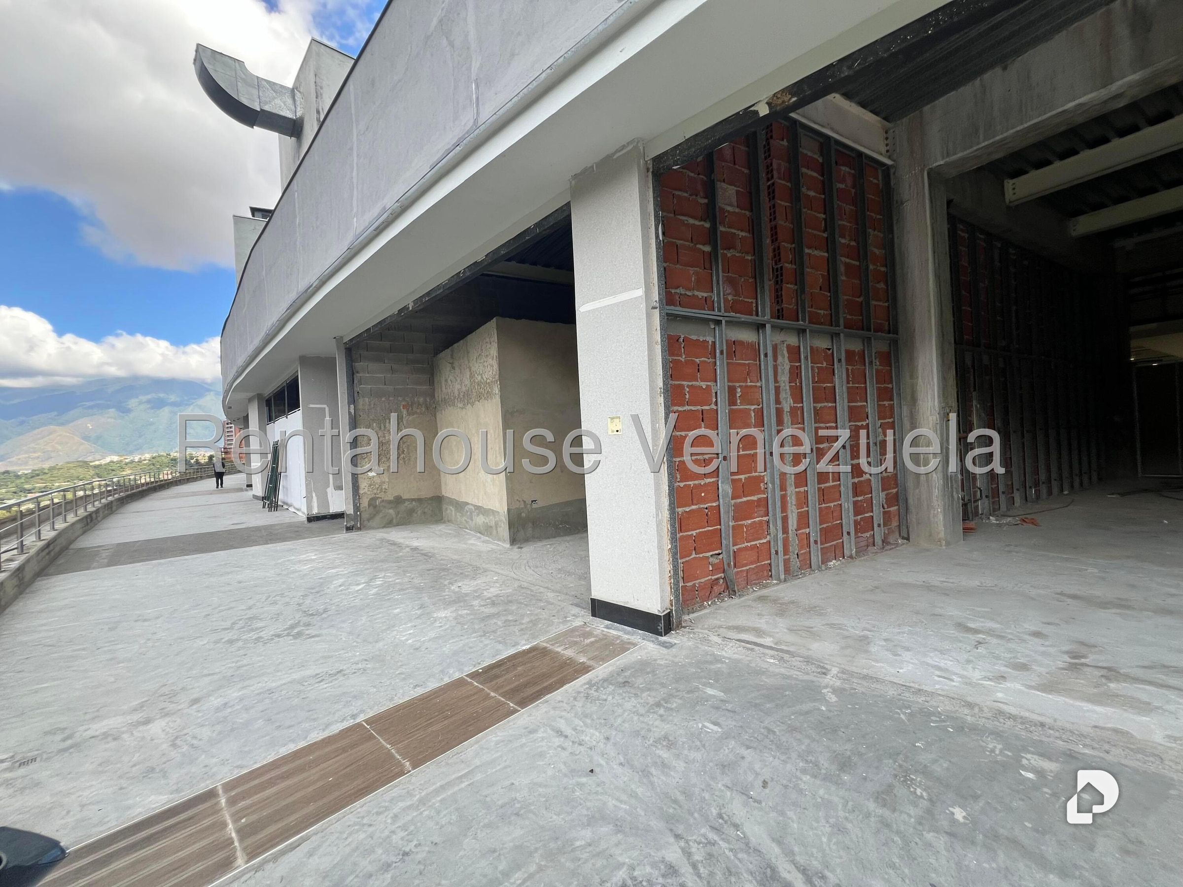 Local comercial en Los Naranjos (del Cafetal), Caracas – 1