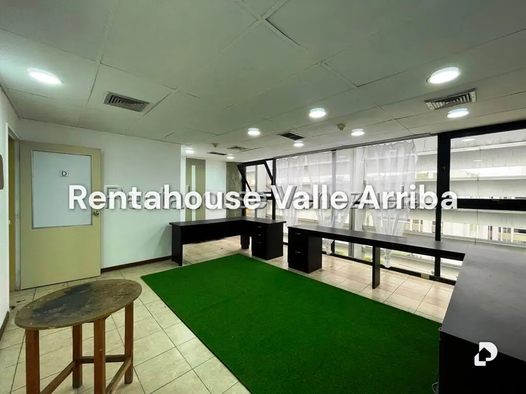 Local comercial en Los Samanes, Caracas – 25