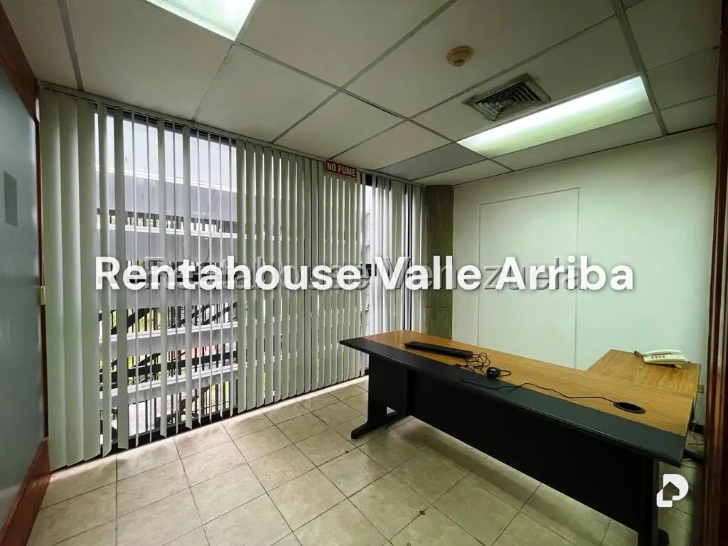Local comercial en Los Samanes, Caracas – 6