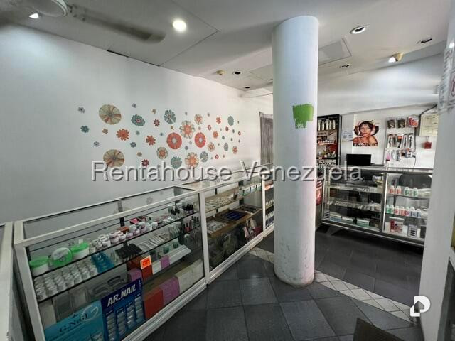 Local comercial en Centro, Caracas – 5