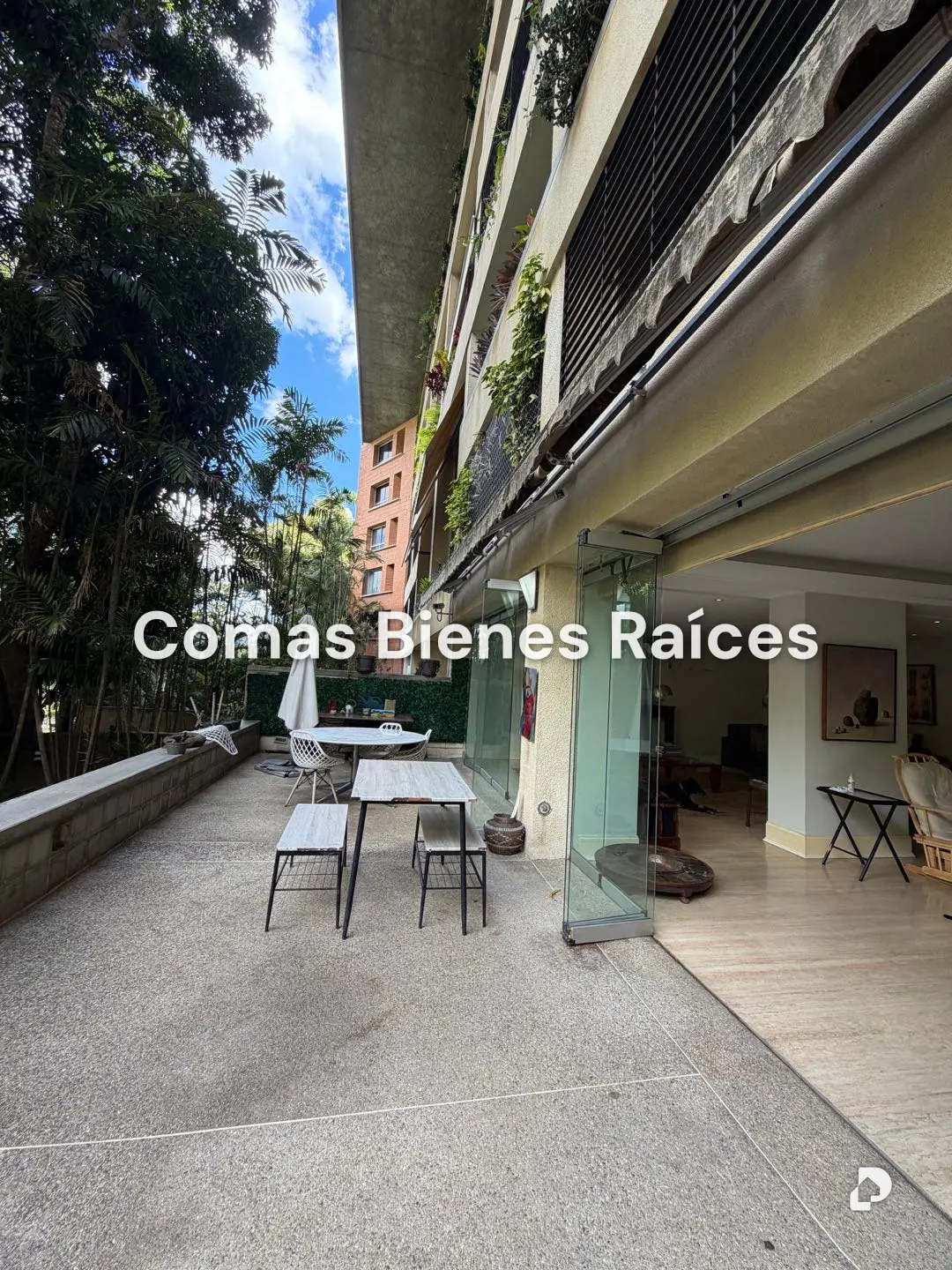 Apartamento en Los Palos Grandes, Caracas – 1
