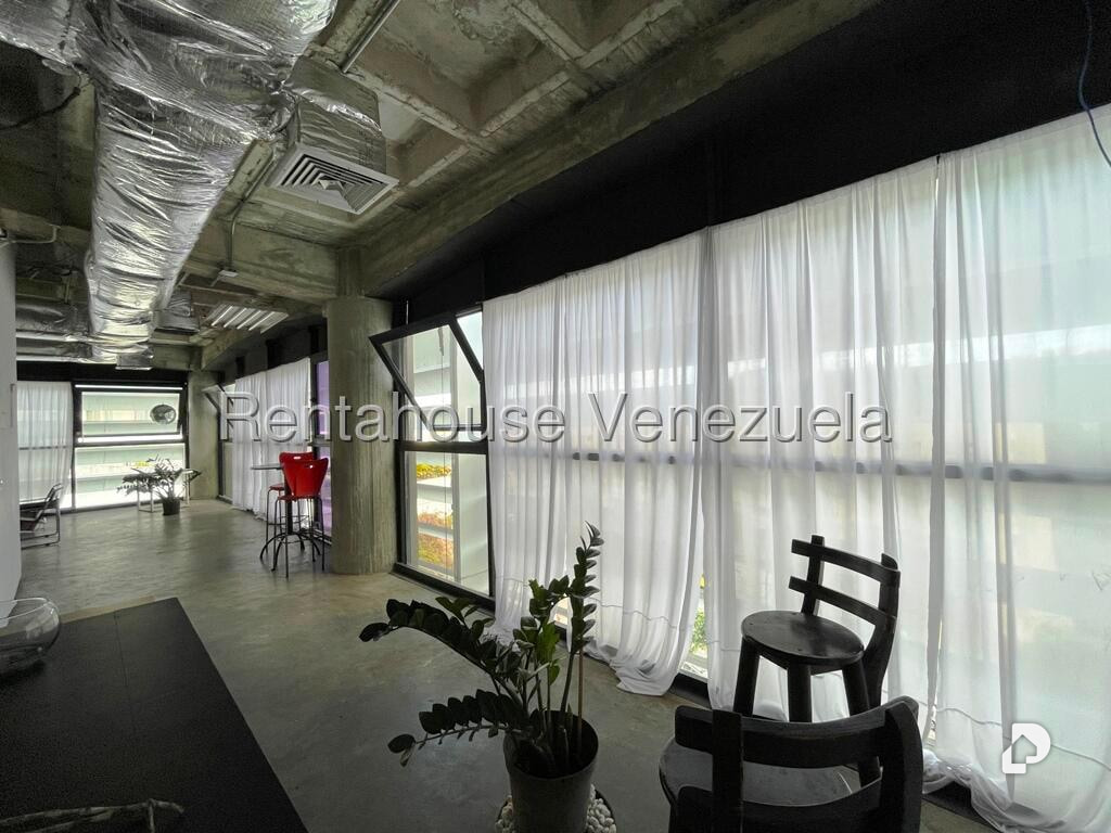 Oficina en Los Samanes, Caracas – 8