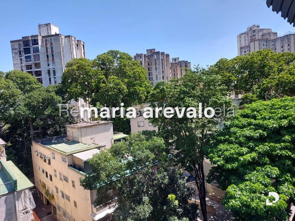 Apartamento en El Bosque, Caracas – 16
