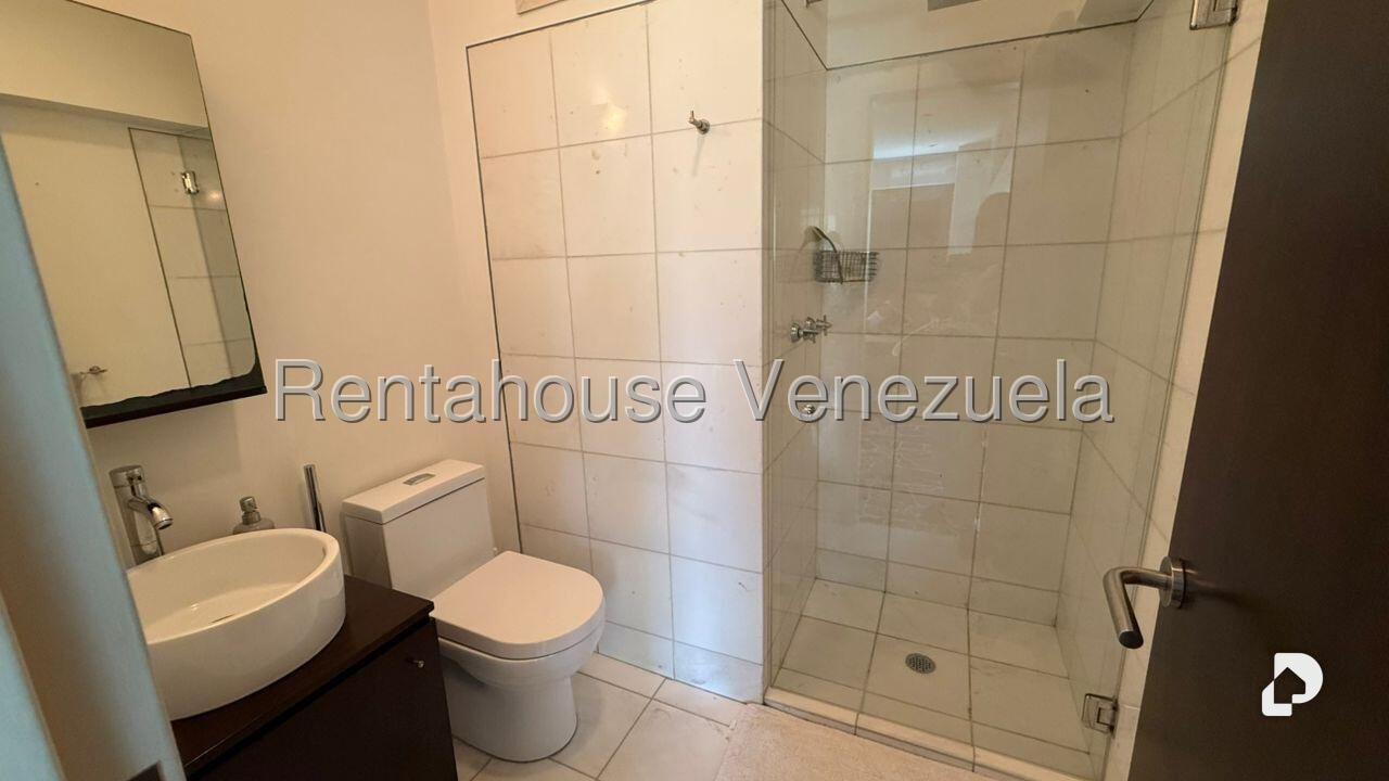 Apartamento en Campo Alegre, Caracas – 23