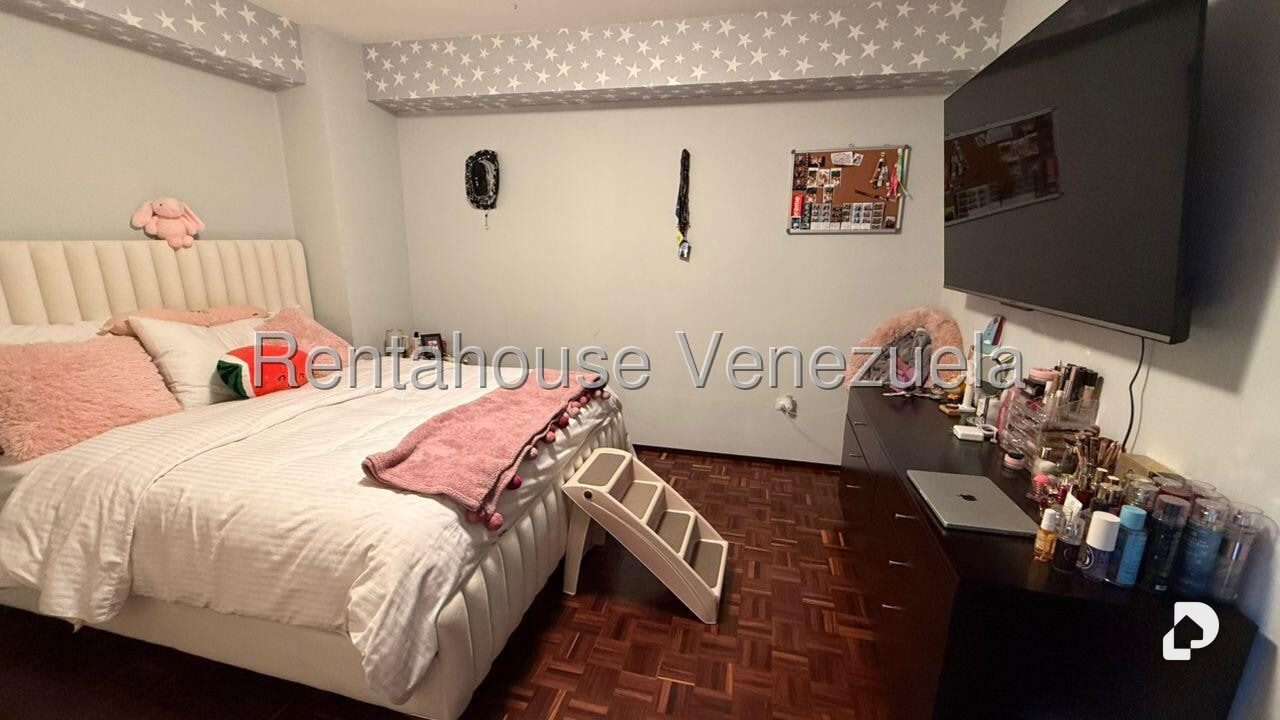Apartamento en Campo Alegre, Caracas – 18