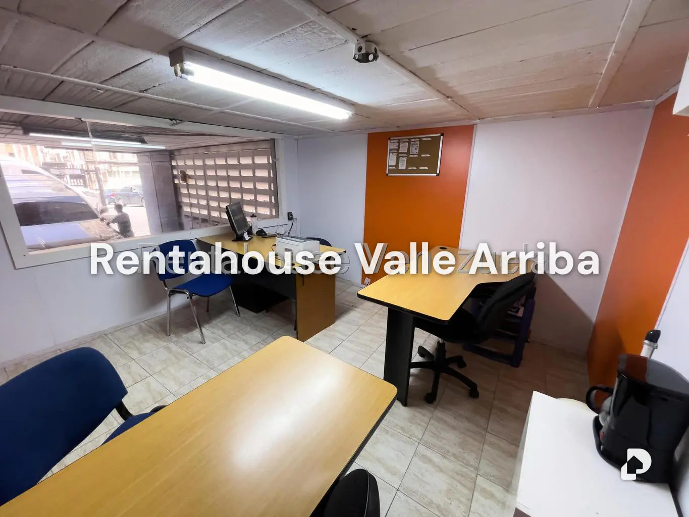 Local comercial en El Recreo, Caracas – 12
