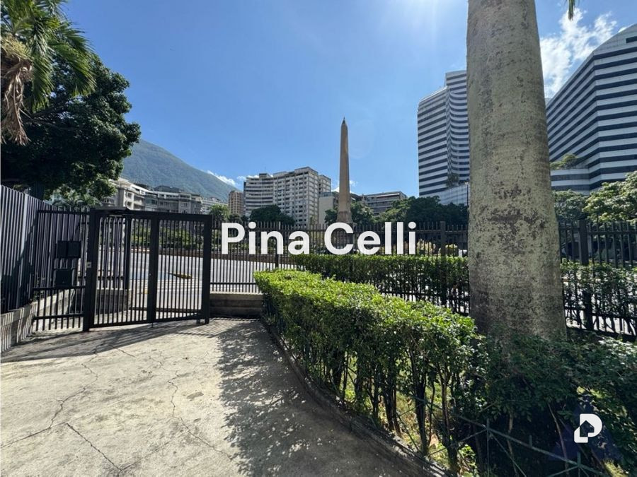 Oficina en Altamira, Caracas – 11