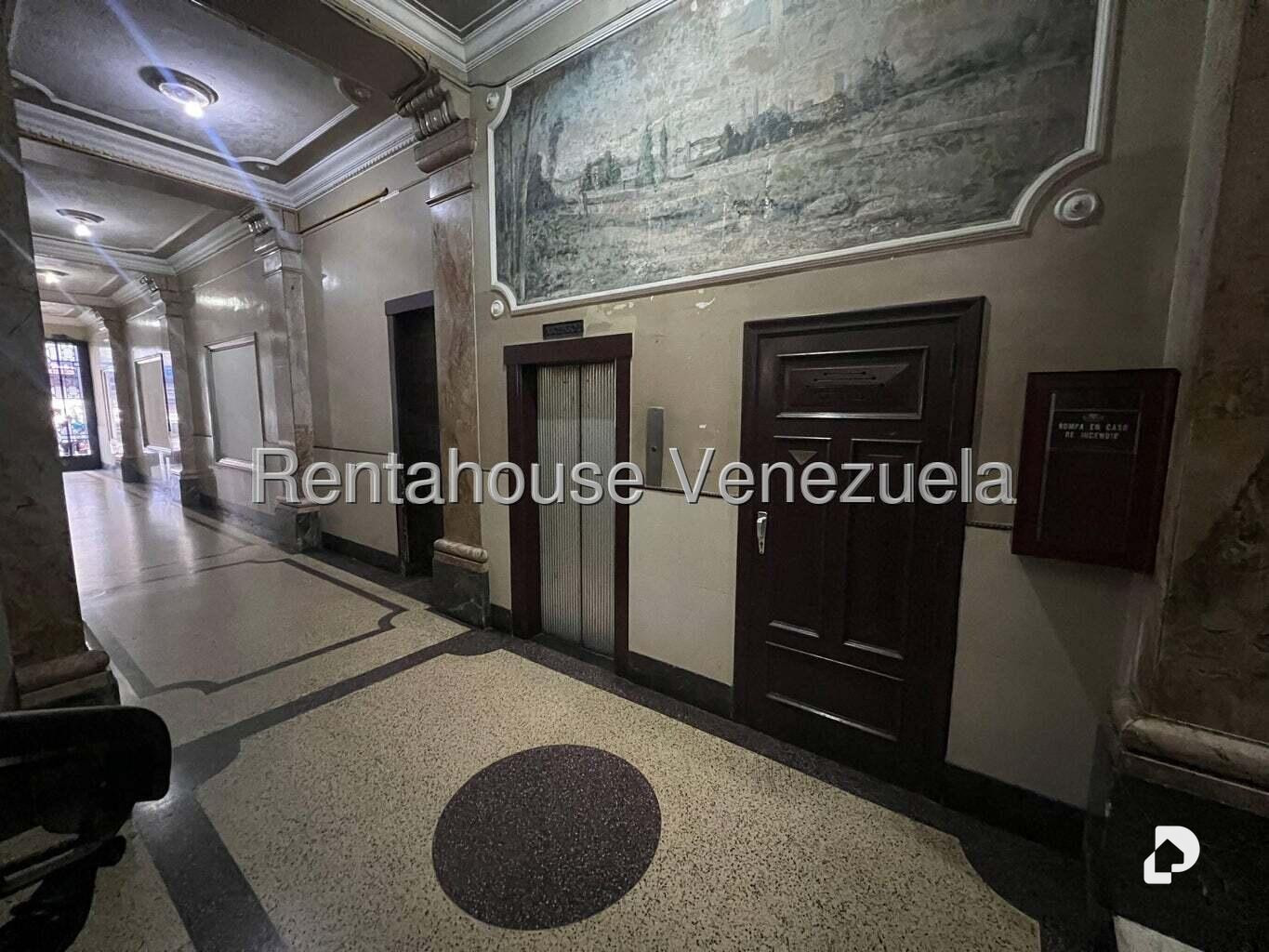 Apartamento en Parroquia Catedral, Caracas – 2